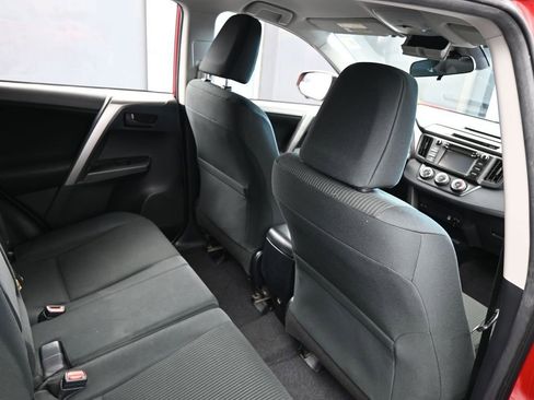 Used 2017 Toyota RAV4 LE image 40