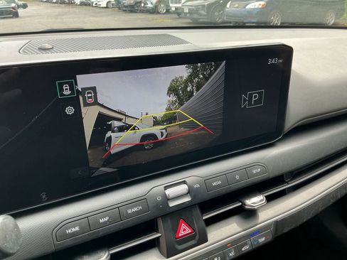 Used 2025 Kia K4 FWD image 20