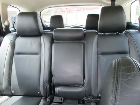 Used 2012 MAZDA CX-9 Touring w/ Moonroof & Bose Audio Pkg FWD image 18