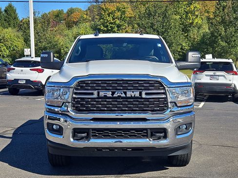 Used 2024 RAM 2500 Big Horn image 2