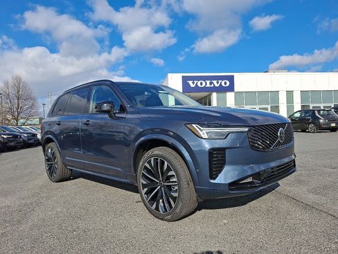 New 2026 Volvo XC90 T8 Ultra w/ Protection Package Premier image 1