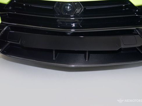 Used 2024 Lamborghini Urus Performante AWD/4WD image 21