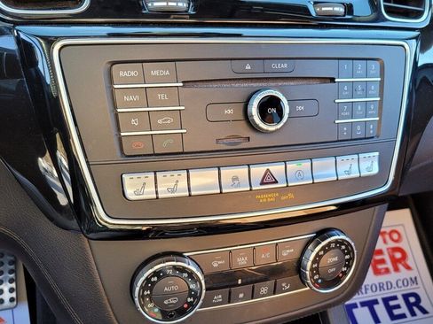 Used 2019 Mercedes-Benz GLE 43 AMG 4MATIC image 22