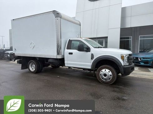 Used 2018 Ford F450 XL image 3