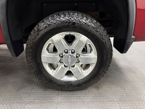 Used 2020 Chevrolet Silverado 2500 LTZ image 11
