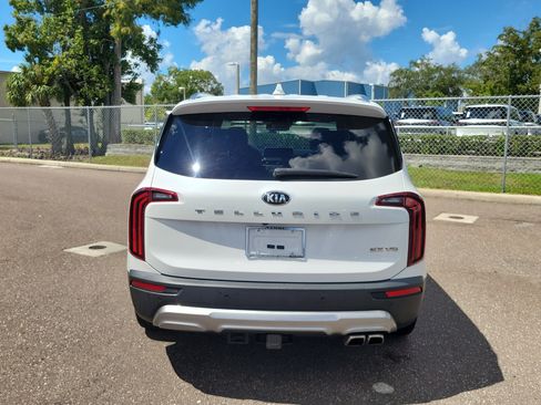 Used 2020 Kia Telluride SX w/ Towing Package FWD image 5