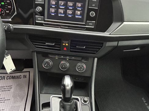 Used 2020 Volkswagen Jetta S FWD image 12