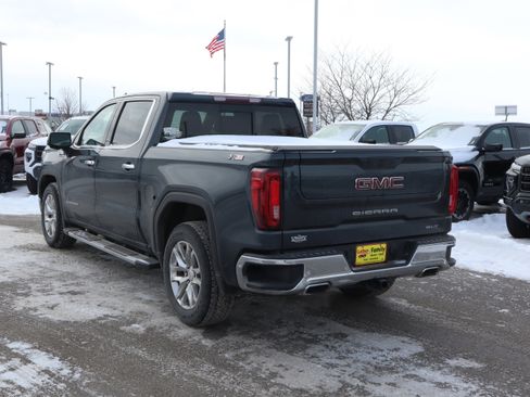 Used 2020 GMC Sierra 1500 SLT w/ SLT Premium Package image 4