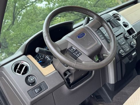 Used 2013 Ford F150 XLT w/ Luxury Equipment Group image 4