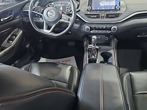 Used 2021 Nissan Altima 2.0 SR image 24