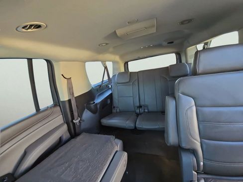 Used 2019 GMC Yukon XL Denali w/ Denali Ultimate Package image 23