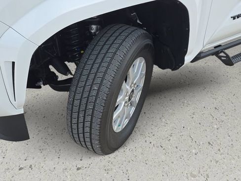 New 2026 Toyota Tacoma SR5 AWD/4WD image 31