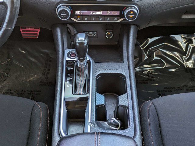 Used 2023 Nissan Sentra SR w/ Midnight Edition Package FWD image 18