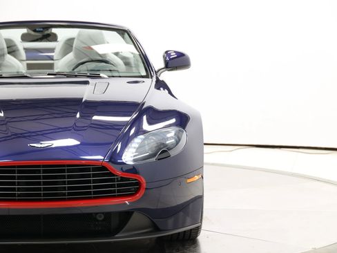 Used 2016 Aston Martin V8 Vantage GT RWD image 76