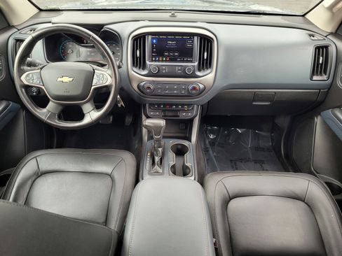 Used 2019 Chevrolet Colorado Z71 w/ Z71 Midnight Edition image 14