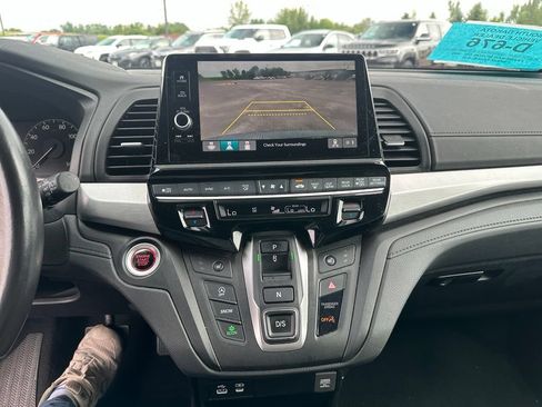 Used 2025 Honda Odyssey Sport-L image 17