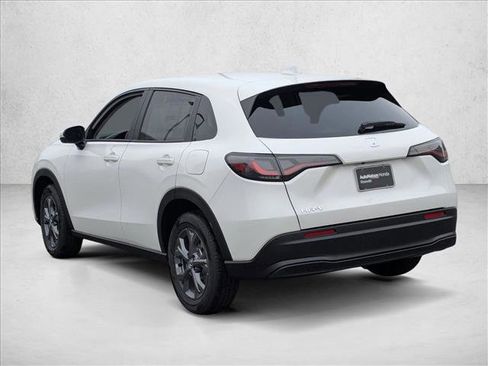 New 2026 Honda HR-V LX image 8