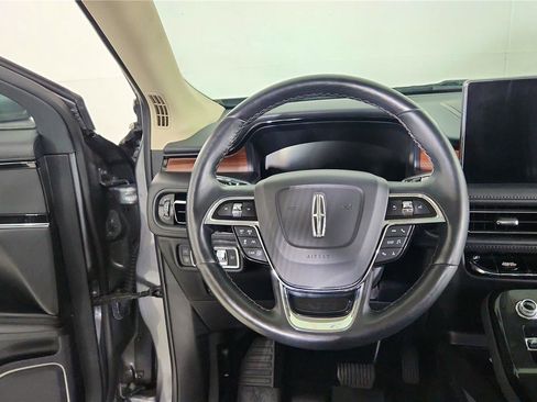 Used 2022 Lincoln Nautilus Reserve w/ Equipment Group 201A image 23