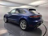 Certified 2022 Porsche Macan image 3