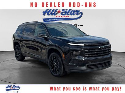 Used 2025 Chevrolet Traverse LT w/ Midnight/Sport Edition