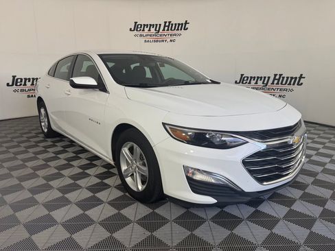 Used 2023 Chevrolet Malibu LS w/ Driver Confidence Package FWD image 6