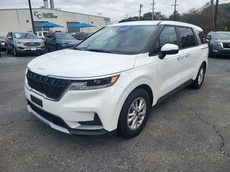 Used 2024 Kia Carnival LX video 1