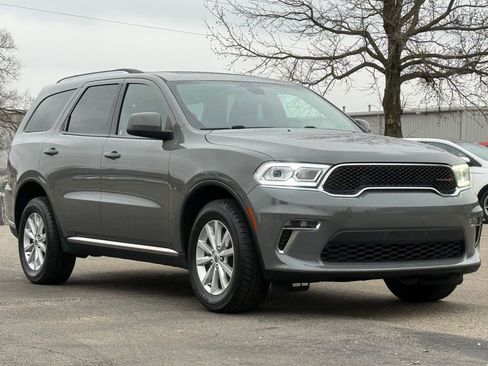 Used 2021 Dodge Durango SXT image 8