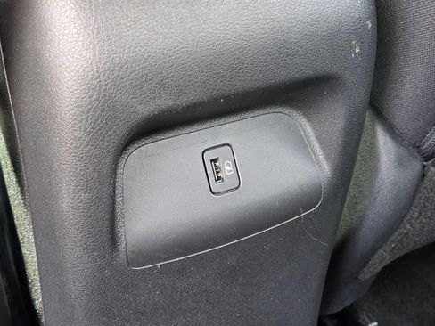 Certified 2021 Nissan Sentra SR FWD image 17