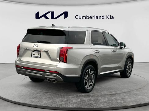 Used 2025 Hyundai Palisade SEL FWD image 5