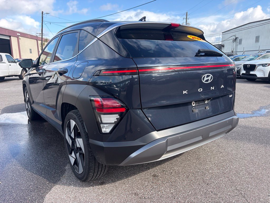 Used 2024 Hyundai Kona Limited FWD image 5