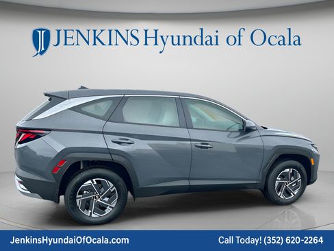 New 2026 Hyundai Tucson Blue SE AWD/4WD image 5