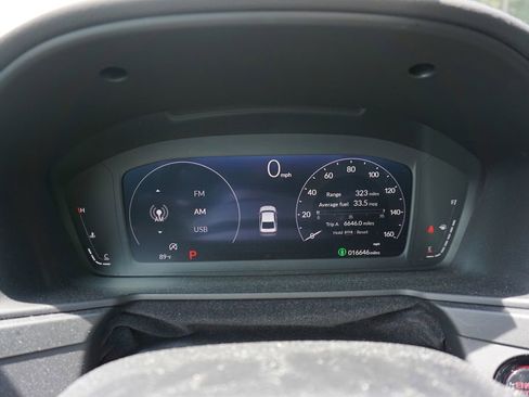 Used 2025 Honda Accord SE image 6