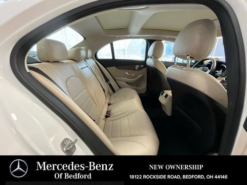 Used 2019 Mercedes-Benz C 300 4MATIC Sedan image 18