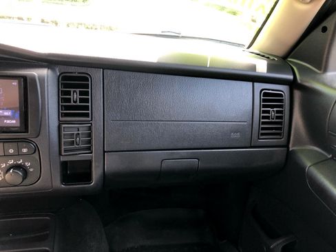 Used 2003 Dodge Durango Sport image 24