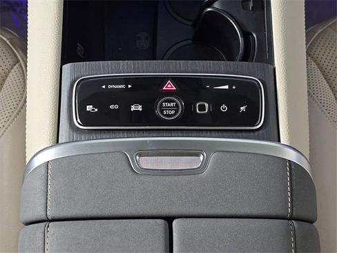 Used 2023 Mercedes-Benz EQS 580 4MATIC SUV image 23