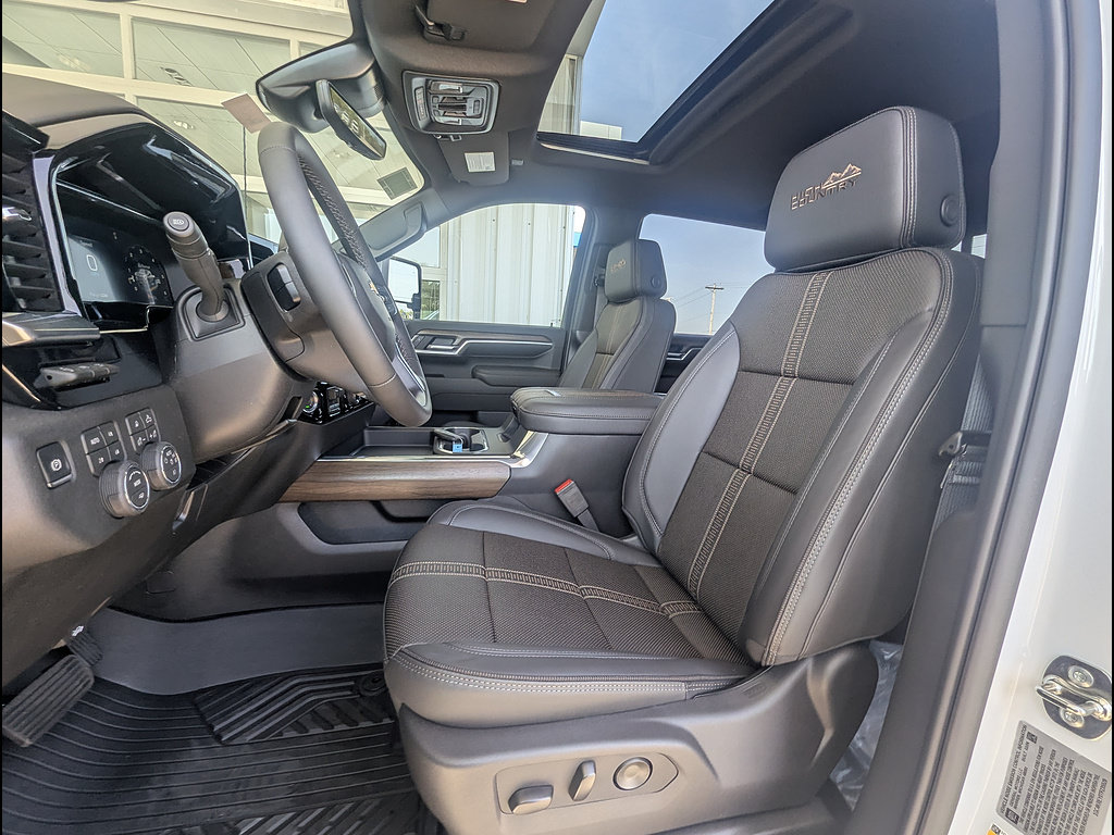 New 2026 Chevrolet Silverado 2500 High Country w/ Technology Package AWD/4WD image 16