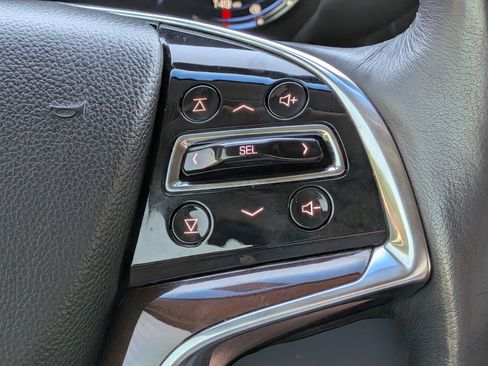 Used 2019 Cadillac Escalade 2WD image 27