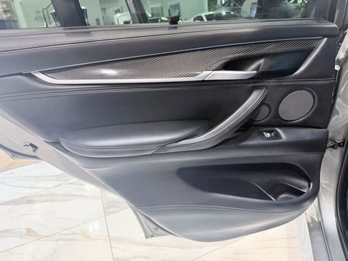 Used 2017 BMW X5 M image 28