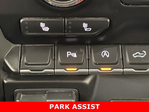 Used 2020 GMC Sierra 1500 SLE w/ SLE Value Package AWD/4WD image 23