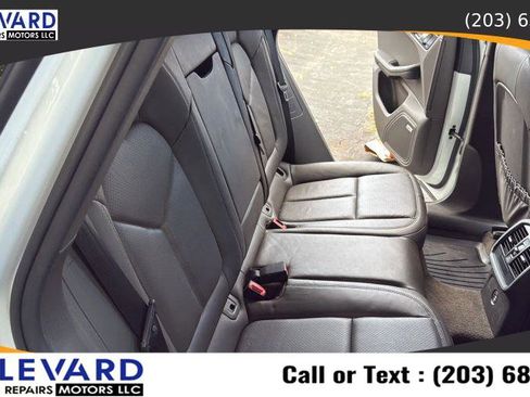 Used 2017 Porsche Macan S image 33