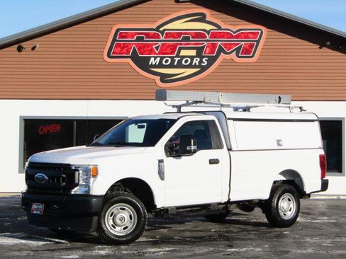 Used 2020 Ford F250 XL w/ Power Equipment Group image 2