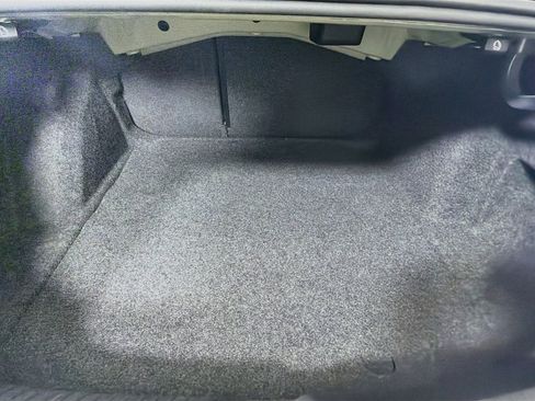 Used 2025 Volkswagen Jetta SE FWD image 27