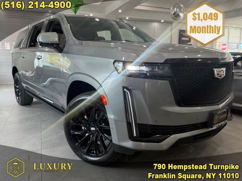 Used 2024 Cadillac Escalade ESV Sport Platinum AWD/4WD image 1