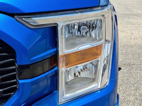 Certified 2021 Ford F150 XL w/ STX Appearance Package AWD/4WD image 9