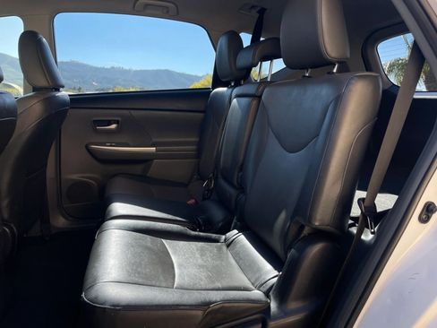 Used 2012 Toyota Prius V Five image 19
