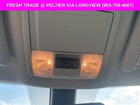 Used 2019 Ford Explorer Platinum image 22