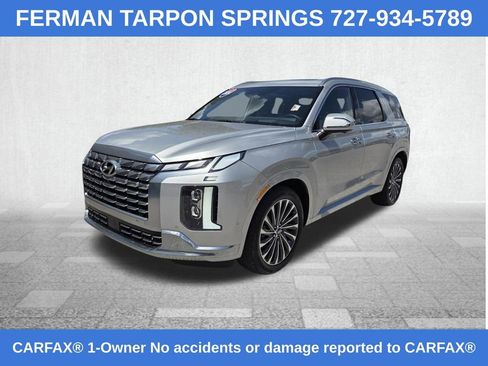 Used 2024 Hyundai Palisade Calligraphy FWD image 3