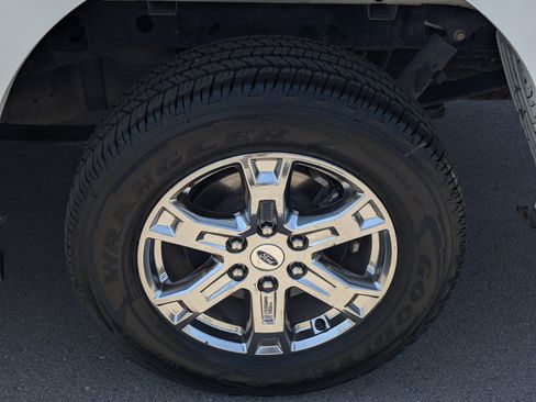 Used 2021 Ford F150 XLT w/ Equipment Group 302A High RWD image 7