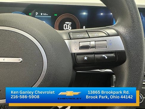 Used 2025 Hyundai Tucson SE FWD image 14