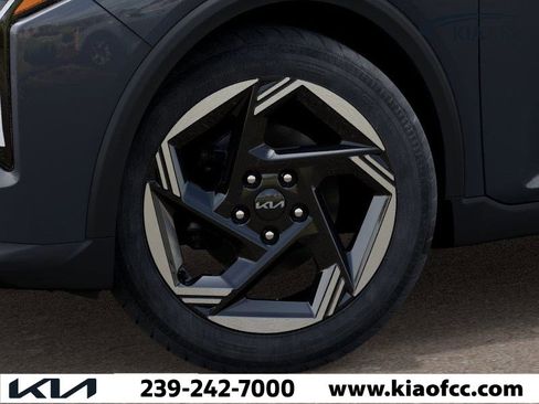 New 2025 Kia K4 EX image 9